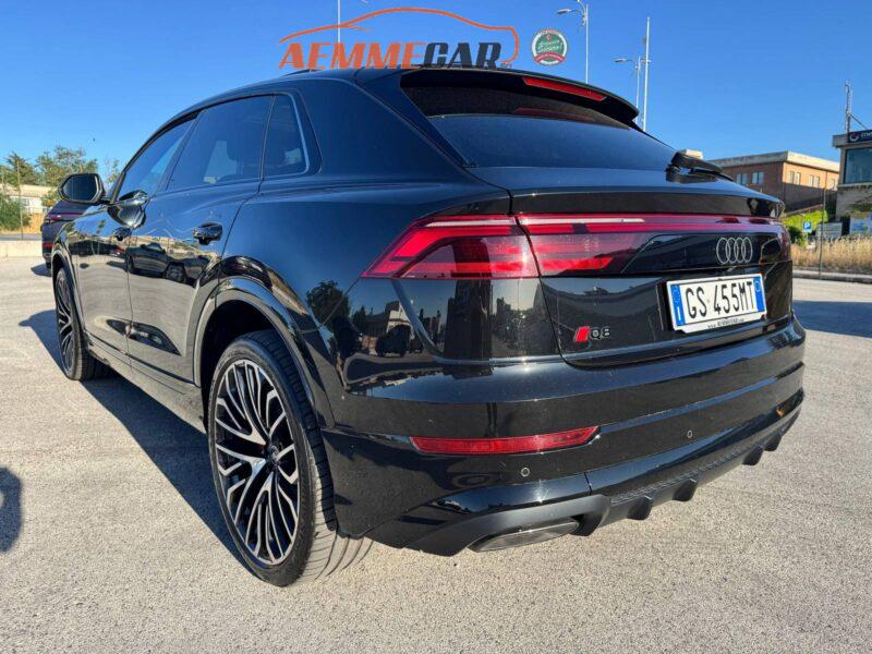 Audi Q8 SUV 50 TDI 286 CV quattro S-line