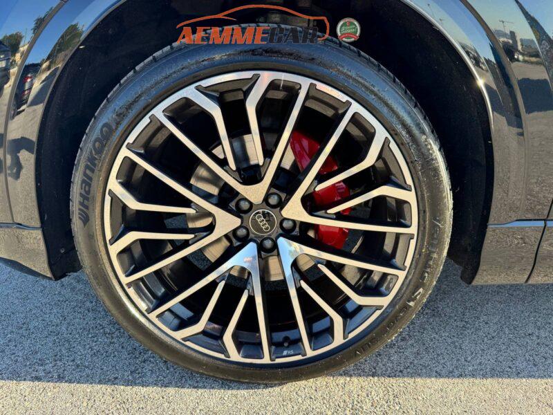 Audi Q8 SUV 50 TDI 286 CV quattro S-line