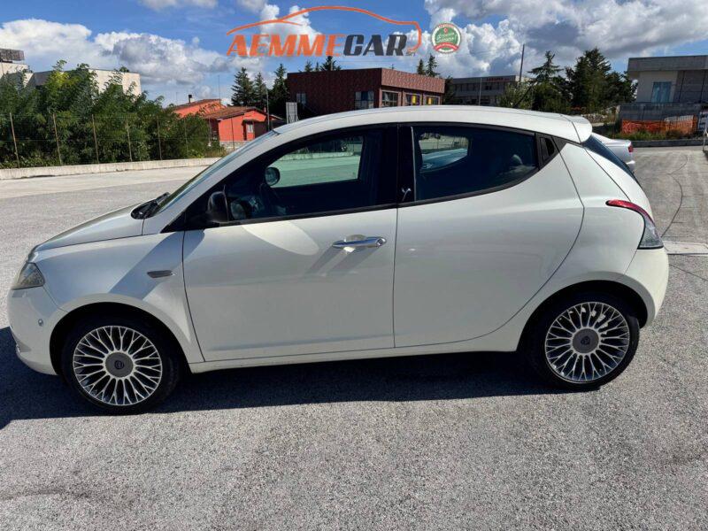 Lancia Ypsilon 0.9 TwinAir 85 CV 5 porte S&S 