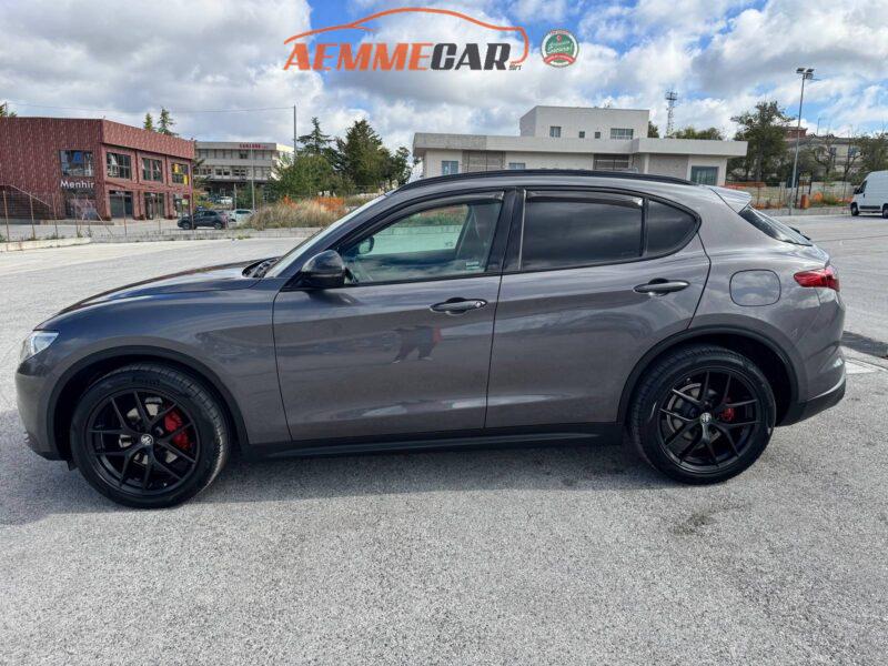 Alfa Romeo Stelvio 2.2 Turbodiesel 210 CV AT8 Q4 B